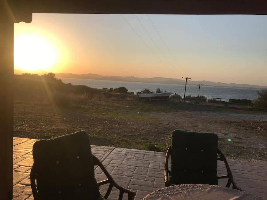 Moudros Sunset Apartment Moudhros ภายนอก รูปภาพ