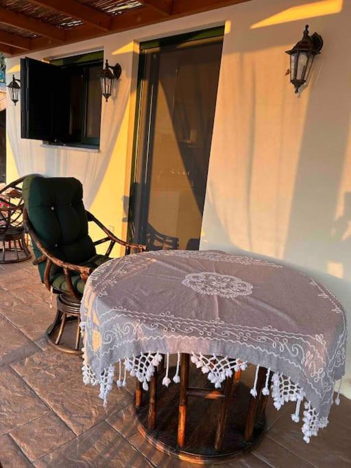 Moudros Sunset Apartment Moudhros ภายนอก รูปภาพ